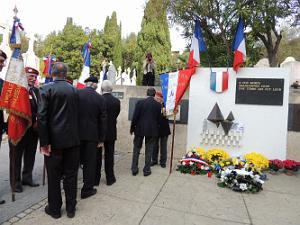 2017 11 02 HYERES CEREMONIE DE TOUSSAINT STELE DE NOS DEFUNTS (36)